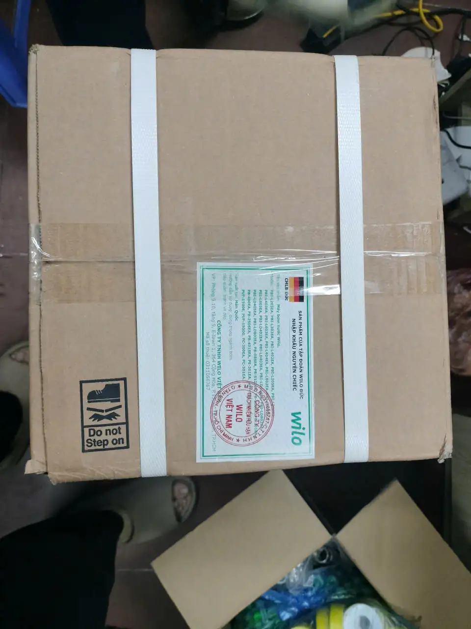 Máy bơm tăng áp điện tử Wilo PB 400EA /550W